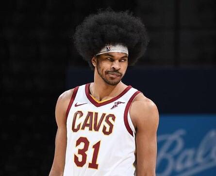 再见哈里斯 小乔丹!篮网2换1交易曝光,杜兰特哈登迎回阿伦