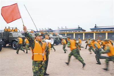 吉林某预备役炮兵师建设战斗力 军地联考夯实根基