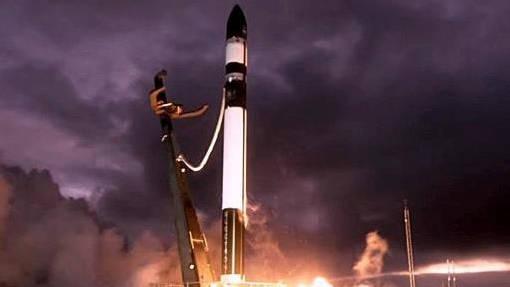 美企火箭发射失败 一箭折戟七星报废