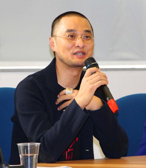 专访冯唐:正写一部华人漂泊的作品
