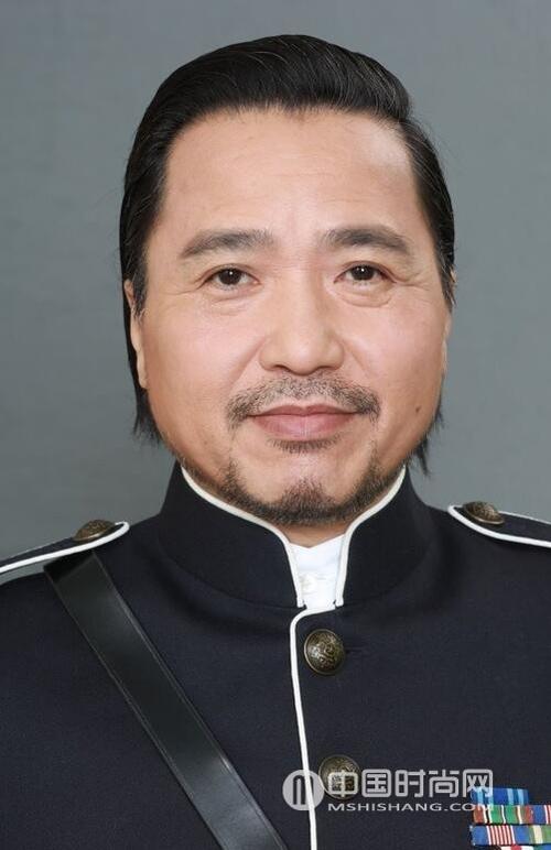 古明华 饰 佘南