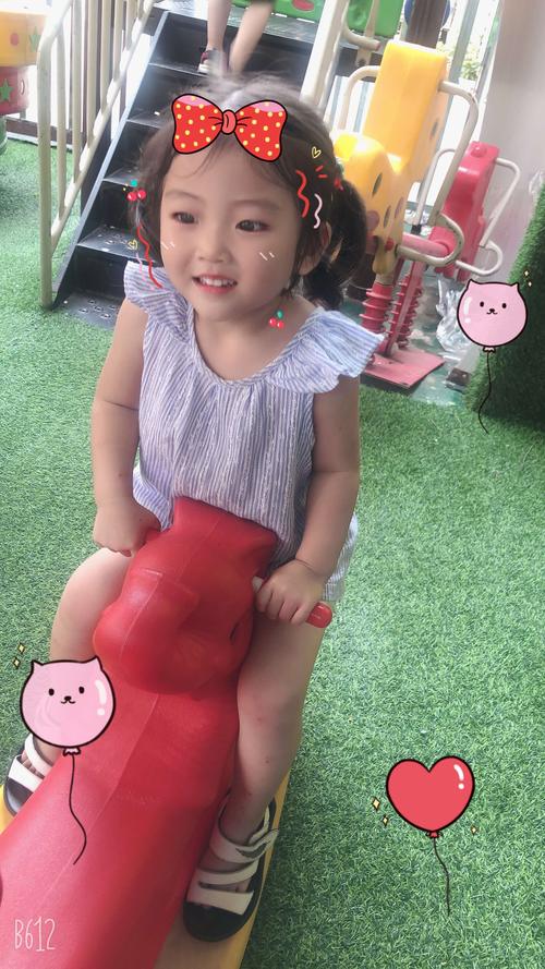 卢馨瑶小朋友的幼儿园美好时光