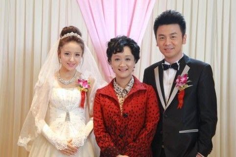 《断奶》日前在东方卫视完美收官,实力派女演员杨昆饰演女主角安琪的"