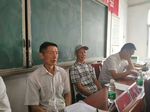 热烈庆祝孔垄镇文昌阁诗联社第六次换届工作会在黄梅二中胜利召开