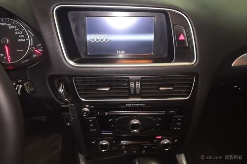 奥迪q5空调调节区