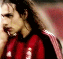 内斯塔(alessandro nesta)2003年欧冠米兰v阿贾克斯受伤