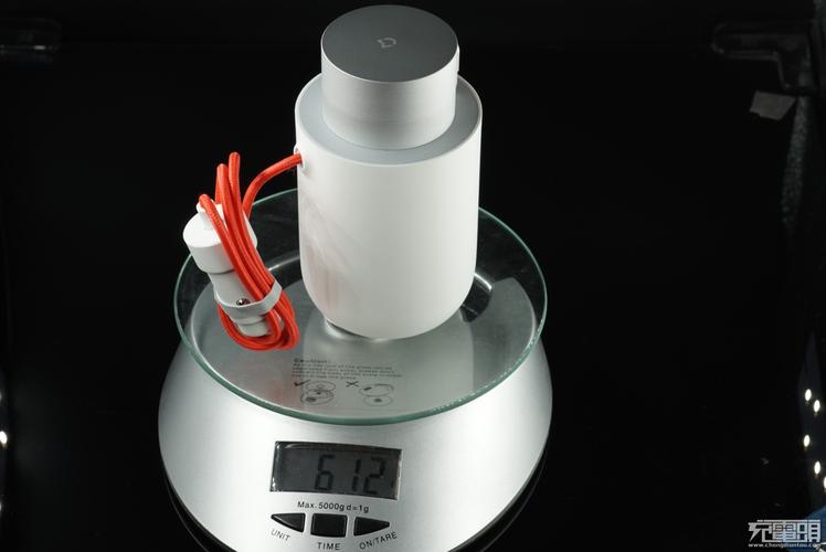米家车载逆变器cznbq-1qm拆解