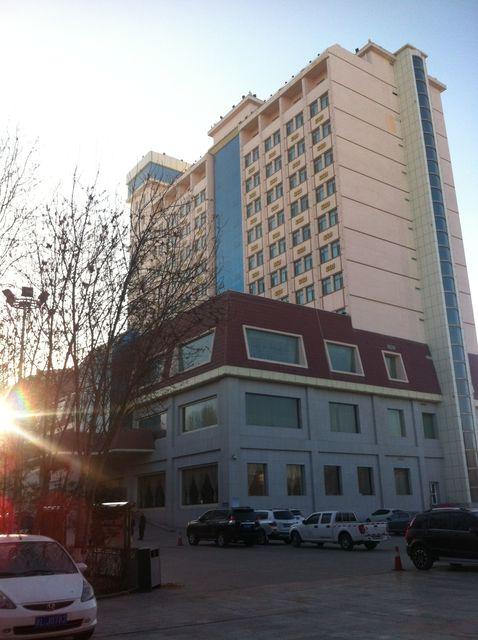  p>哈密宾馆是哈密规模最大的一家园林式 a href="#">四星级 /a>旅游