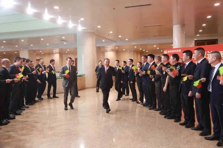 稳中求进再创辉煌广东龙泉集团2019员工新春联欢会胜利举行