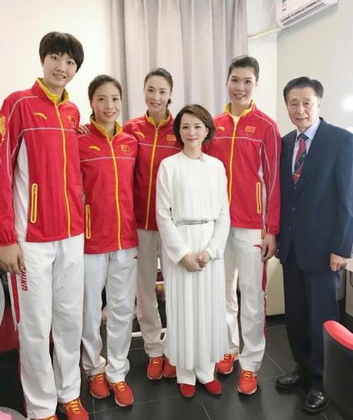 继赵蕊蕊后,中国女排四大名将惠若琪,魏秋月,袁心玥,徐云丽在总教练
