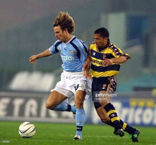 今天是前南斯拉夫足球名宿    弗拉米基尔&middot;尤戈维奇的47岁生日