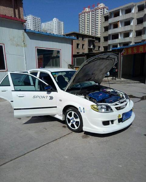 海马 海南马自达323 2004款 1.8 手动 豪华型