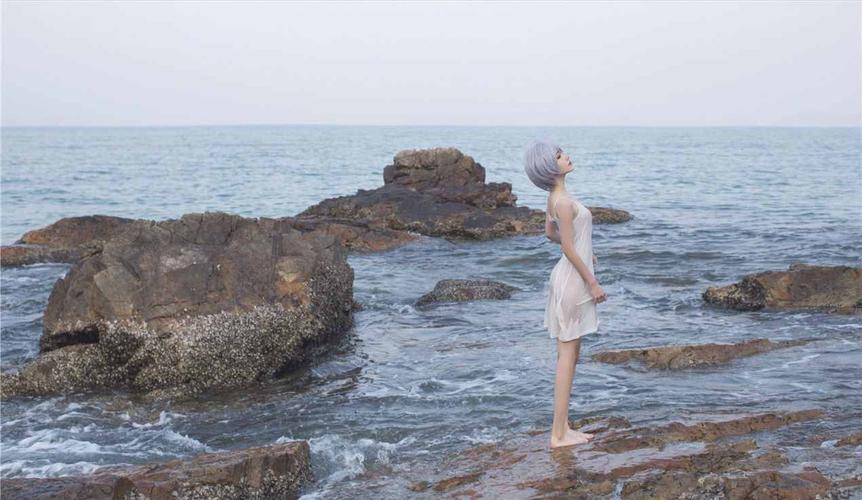 cosplay美少女动漫博主南桃momoko 绫波丽白裙系列写真