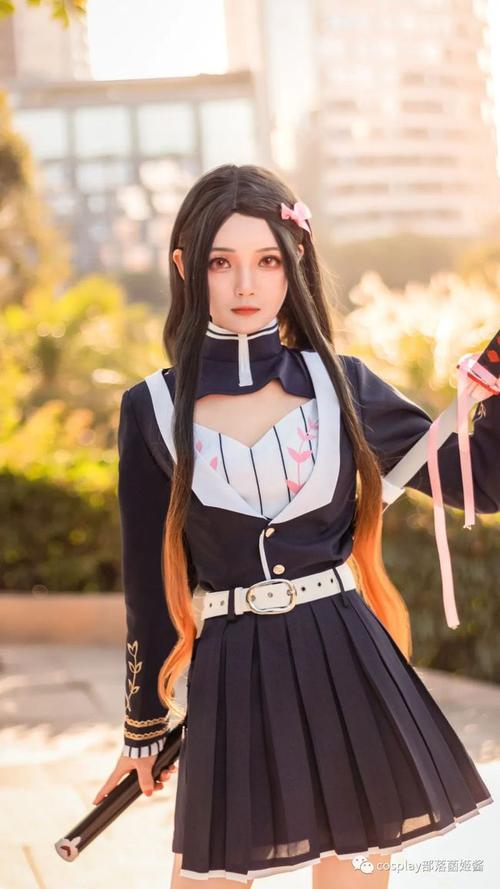 cos鬼灭之刃灶门祢豆子cos正片戯言呱呱