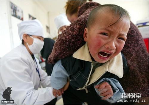 小孩打针的各种表情你小时候是这样吗