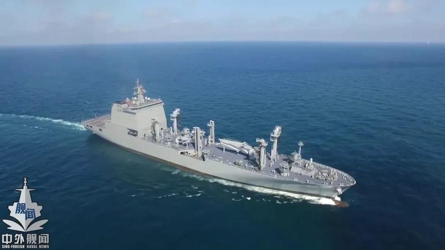 韩国海军新一代油弹补给舰入列