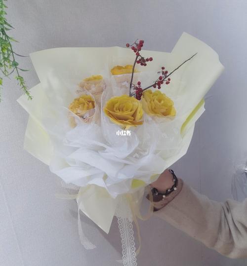 银杏叶做的花束_花束_银杏_银杏叶_干花花束_家居家装