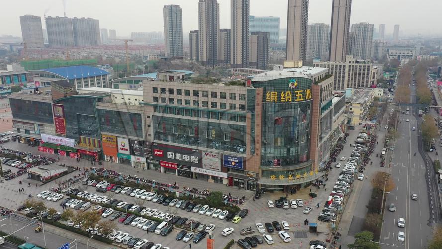 4k航拍济南缤纷五洲商业广场