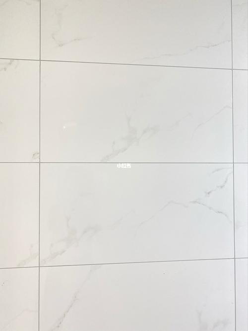 爵士白和哑光白瓷砖绝美美缝石云灰