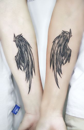 超有爱的情侣小臂天使翅膀纹身图案