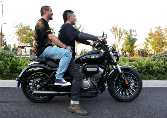 还是大一些更舒服奔达灰石300试驾体验