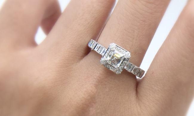 显钻大的钻戒款式照片