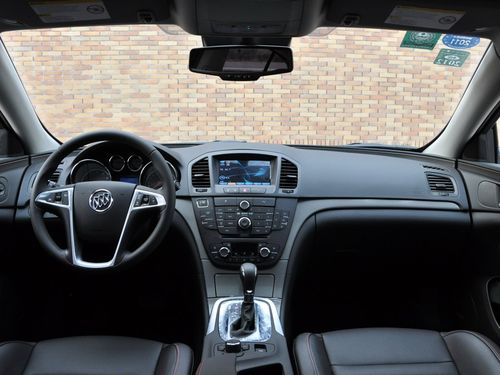 上汽通用别克 君威 2010款 2.0t 旗舰运动版