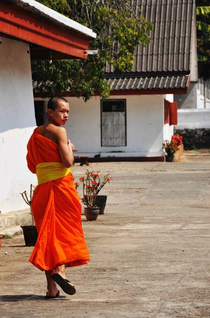 流你的浪,让别人说去吧——禅邦老挝