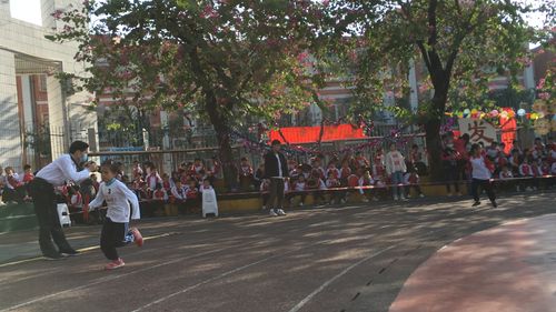 广州开发区第一小学体育节——记录二(1)班美好