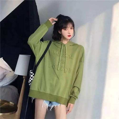 你看起来很好吃!穿上这些"抹茶色"的衣服,清新甜美!