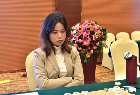 成都队梁妍婷