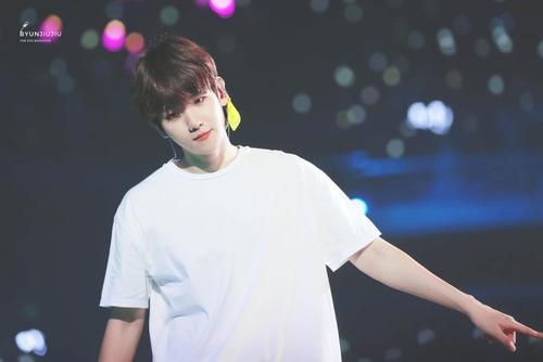 4k边伯贤no4超高清壁纸