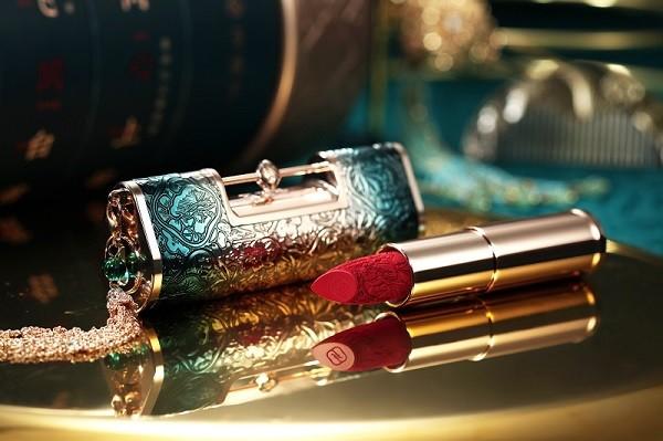 花西子七夕推新品"同心锁口红",传承东方美学的极致浪漫