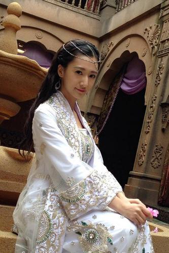 com.cn 余玥  蜀山战纪之剑侠传奇 ent.people.com.cn