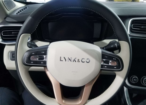 高清多图领克01耀蓝pro清爽内饰来袭中