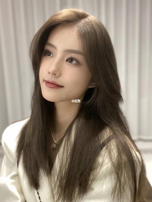 2021流行发色微潮色系奶茶冷棕色_发色_冷棕色_奶茶_亚麻色_蜂蜜_掉色