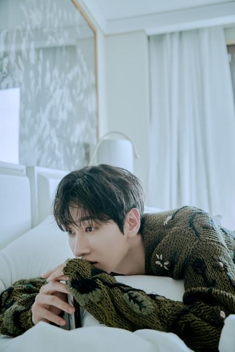 super junior成员银赫生日写真上线 动静之间释放别样