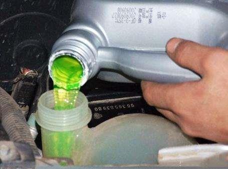 2017款明锐冷却液怎么看 冷却液怎么看水位线【汽车时代网】