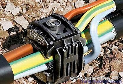答:绝缘穿刺线夹(insulationpiercingconnectors)主要由绝缘壳体,穿刺