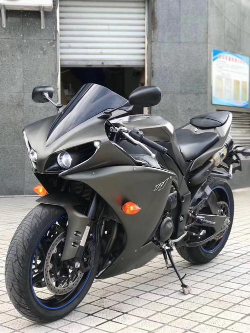 进口雅马哈r1机车跑车r6公路赛250c地平线重机川崎h2小忍者摩托车