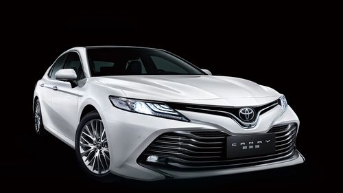 全新第八代凯美瑞