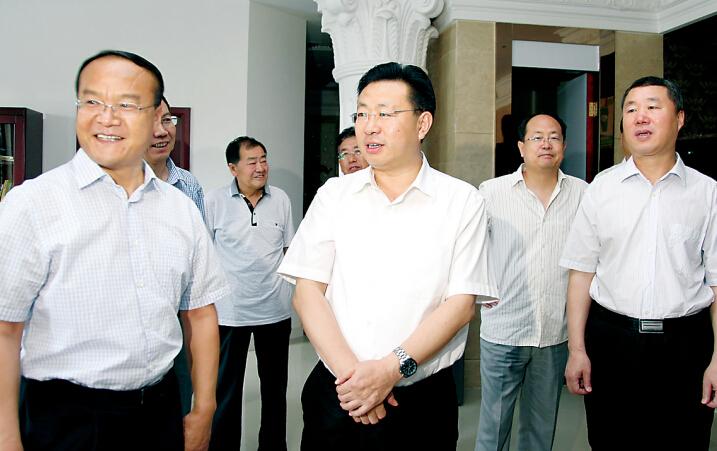 榆林市委书记胡志强在榆林市委党校调研