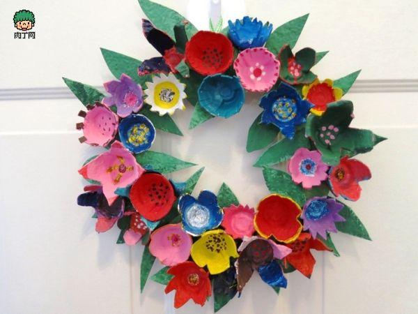 圣诞手工小制作 鸡蛋托,鸡蛋盒diy的精美圣诞花环手工