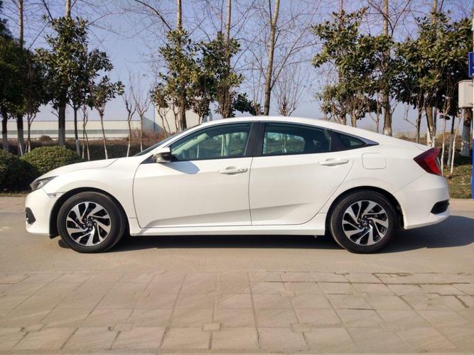 【合肥】2018年04月 本田 思域 220turbo 自动豪华版 自动档