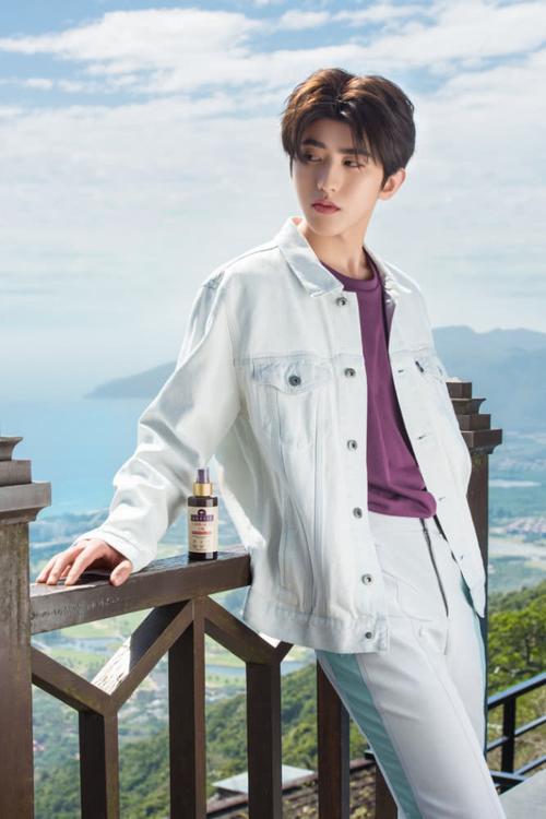 nine percent蔡徐坤出道一周年·高清壁纸:永远爱坤