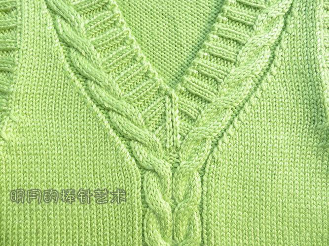 留2针的双罗文鸡心领 织法细节图 各年龄段针数,尺寸,用量问题: 背心
