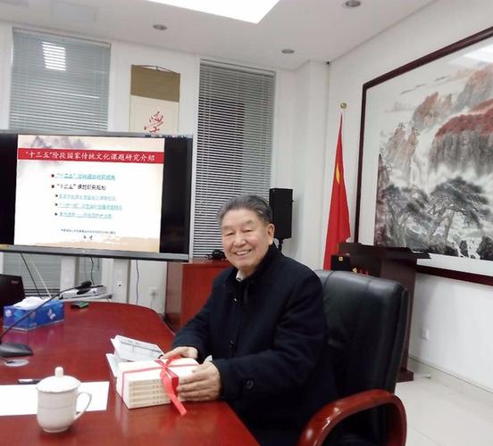 先后担任南昌航空工业学院(现南昌航空大学)党委书记,北京航空航天