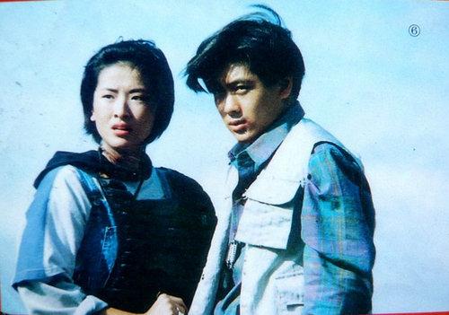 陈奕迅的老婆徐濠萦穿衣奇葩无所谓 但他们女儿够漂亮