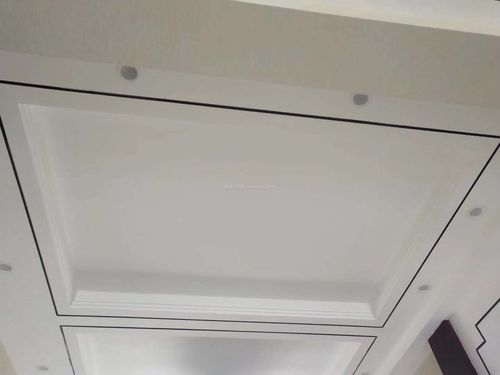 新中式简约客厅石膏板吊顶造型装修效果图