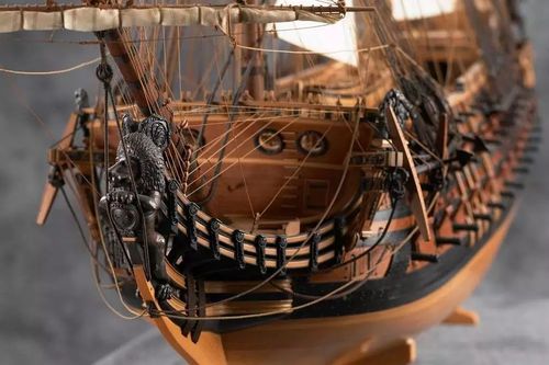 皇家海军坎伯兰郡hmscumberland1695号风帆战列舰